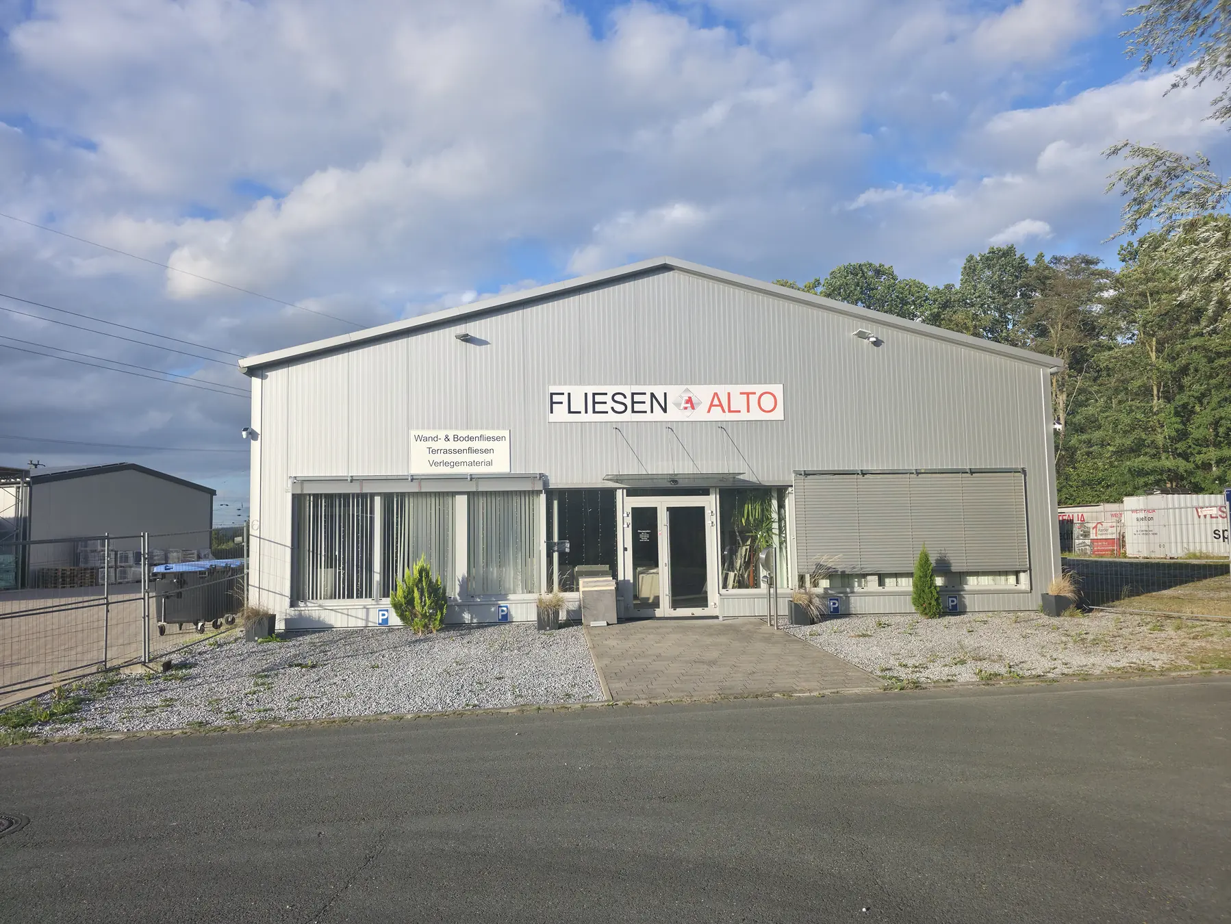 Au&szlig;enansicht von FLIESEN ALTO am Stodieks Bogen in L&ouml;hne